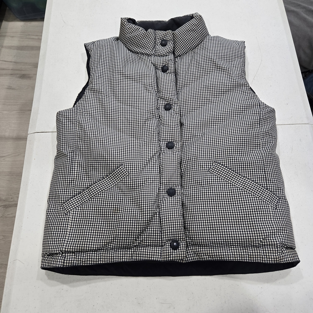 GAP Black & White Gingham Quilted Puffer Vest